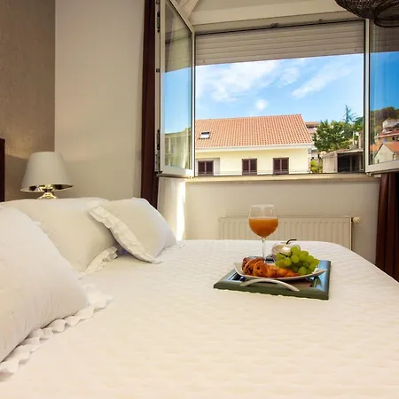 Appartement Spacious In With Parking *