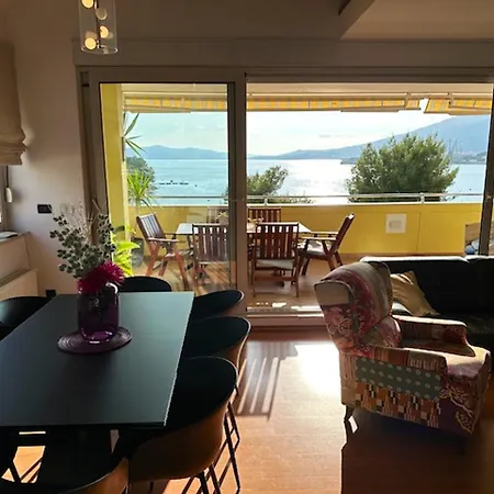 Spacious In With Parking