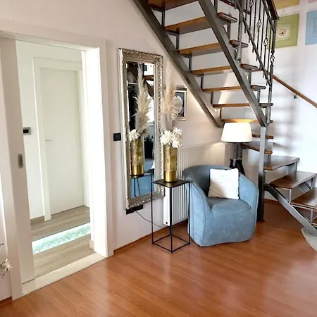 Apartment Spacious In With Parking *