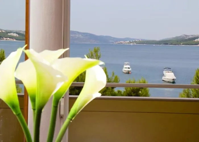 Apartman Spacious In With Parking