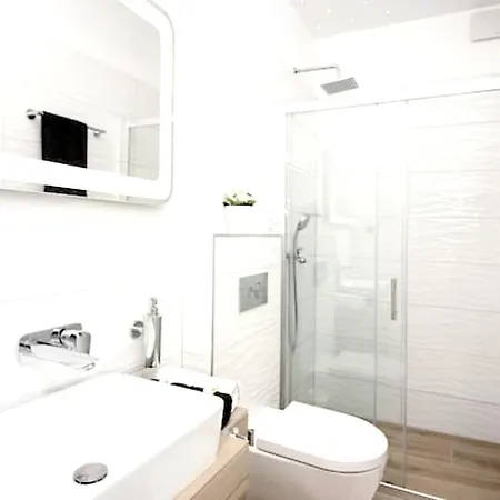 Spacious In With Parking Апартаменты Трогир