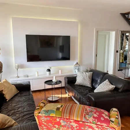 Spacious In With Parking Appartement Trogir